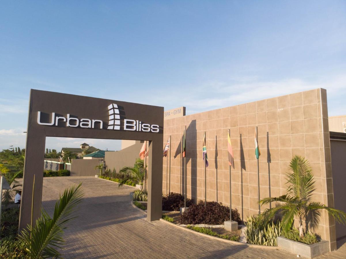Urban Bliss Hotel Kabwe エクステリア 写真